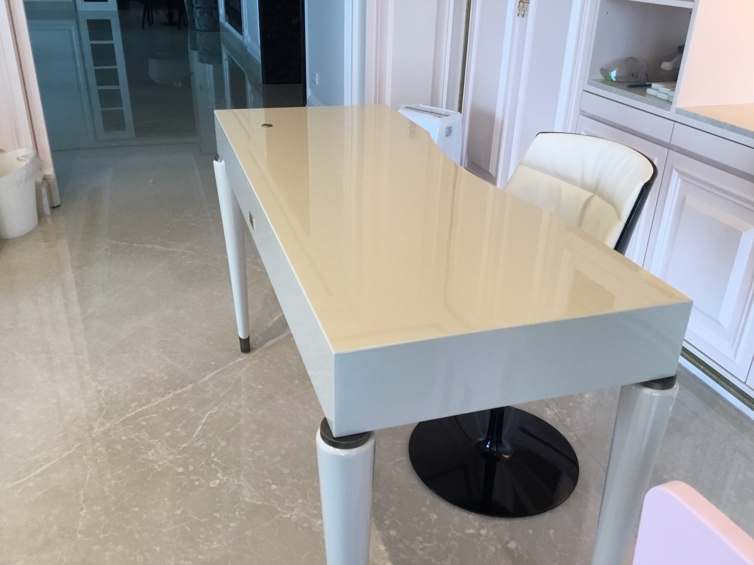 敦南樞院傢俱貼上碧霸的照片 170405 0001