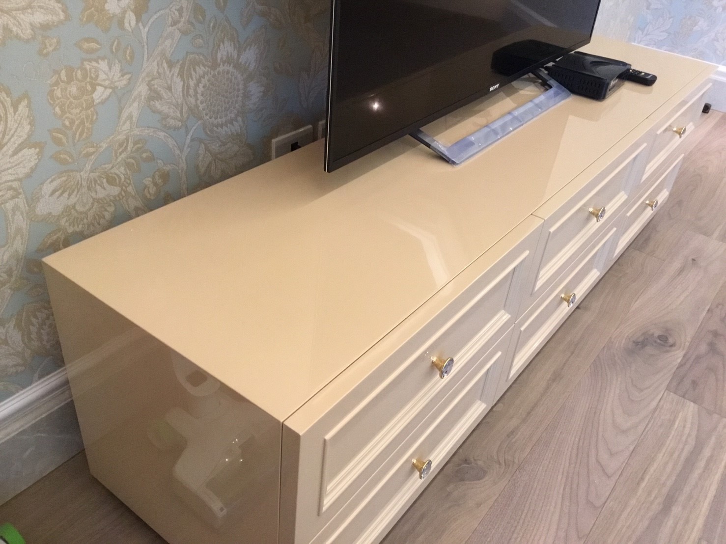 敦南樞院傢俱貼上碧霸的照片 170405 0021